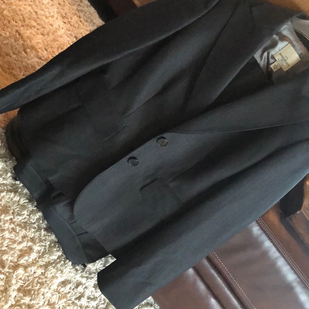 Anne Klein pant suit